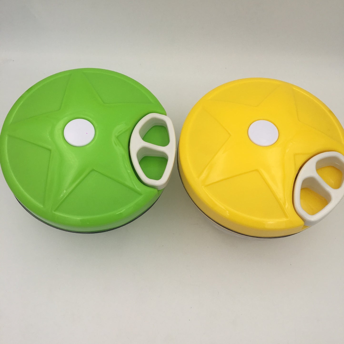 Multifunction Vegetable Fruit Twist Shredder Manual Meat Grinder/Chopper Garlic Cutter