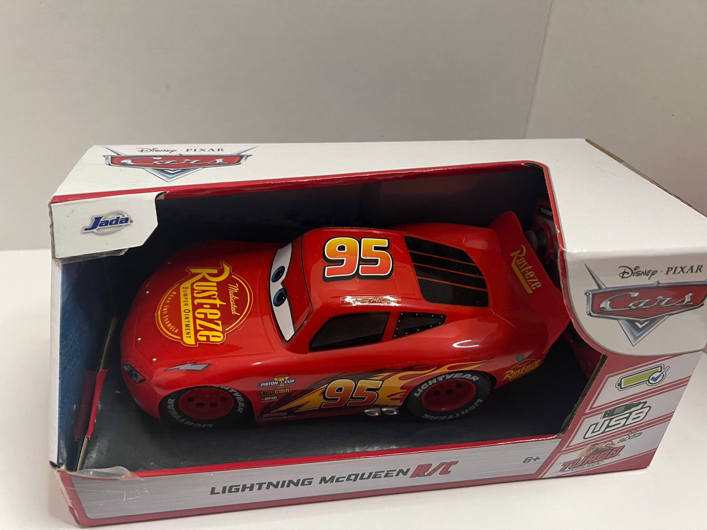 Jada Toys Pixar Cars Lightning McQueen RC Remote Control Car