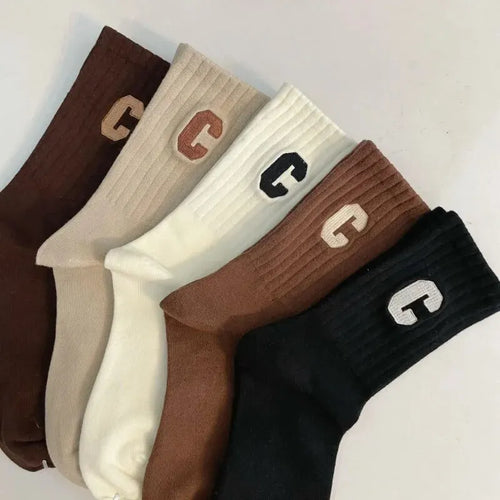 5 pairs of women's C-letter printed socks, fashionable and versatile