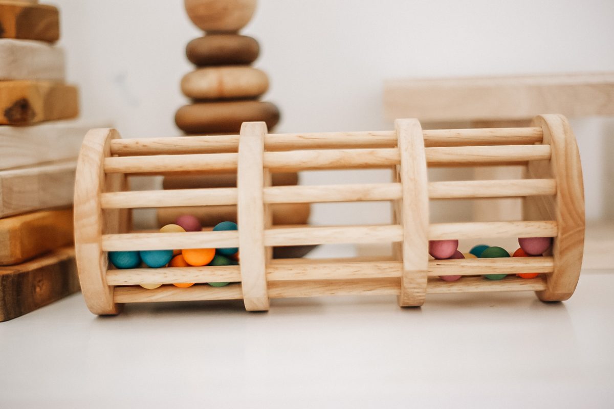 ) WOODEN RAIN MAKER