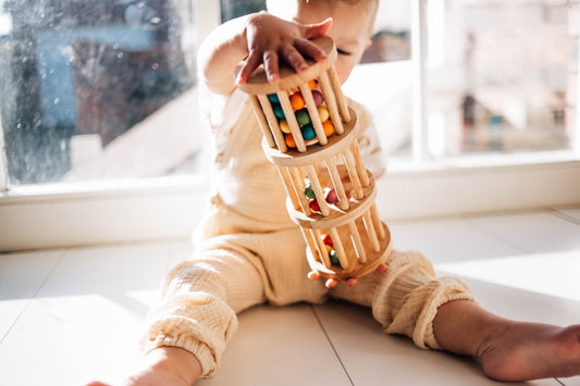 ) WOODEN RAIN MAKER