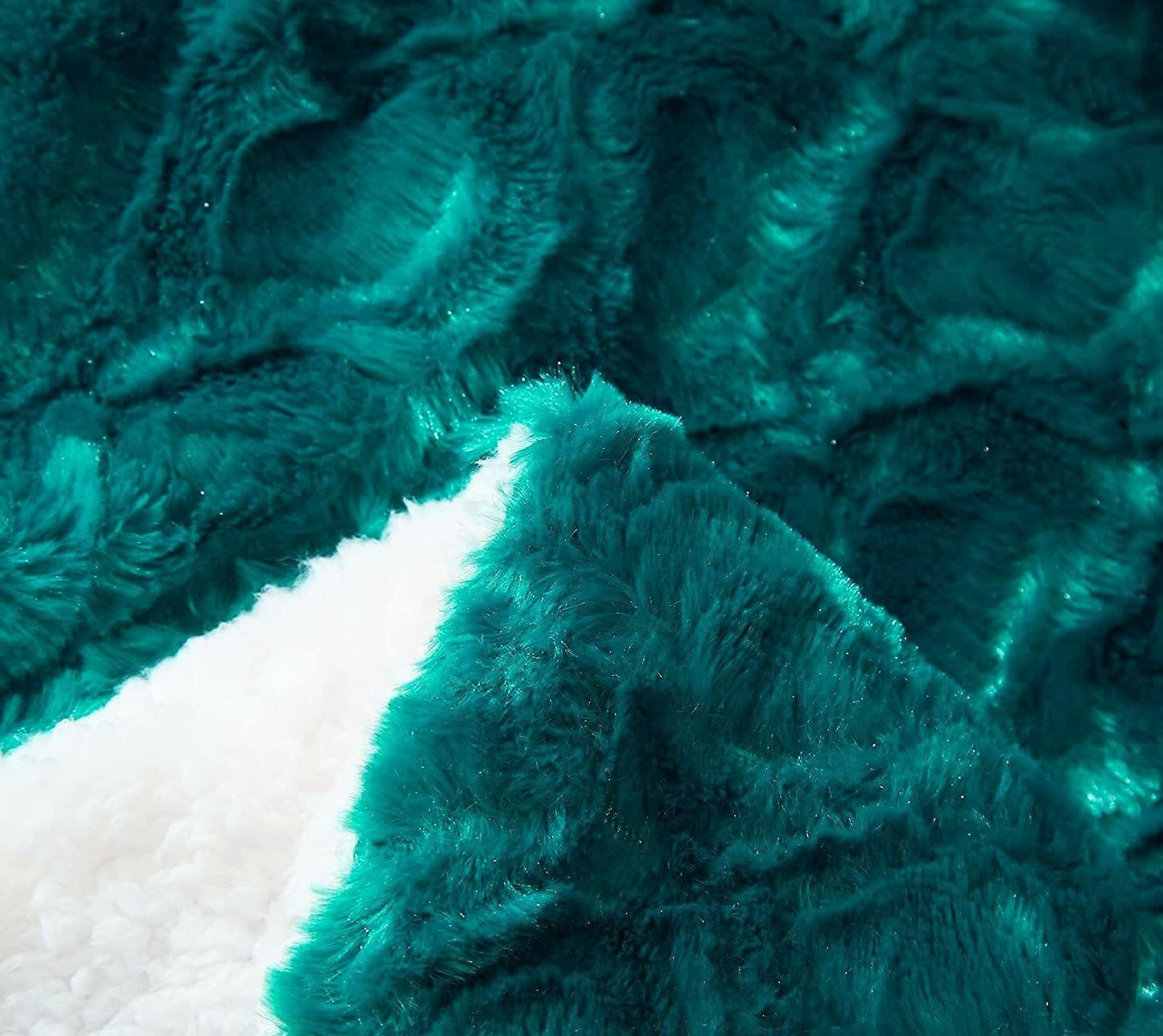 DaDa Bedding Mermaid Scales Emerald Green Blue w/ Sherpa Backside Faux