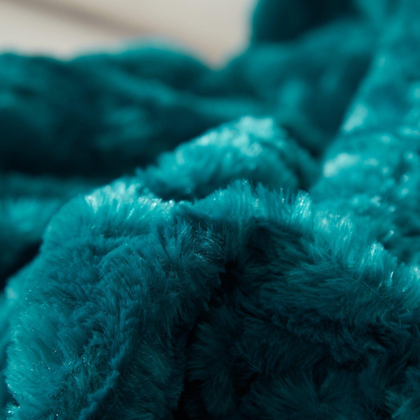 DaDa Bedding Mermaid Scales Emerald Green Blue w/ Sherpa Backside Faux