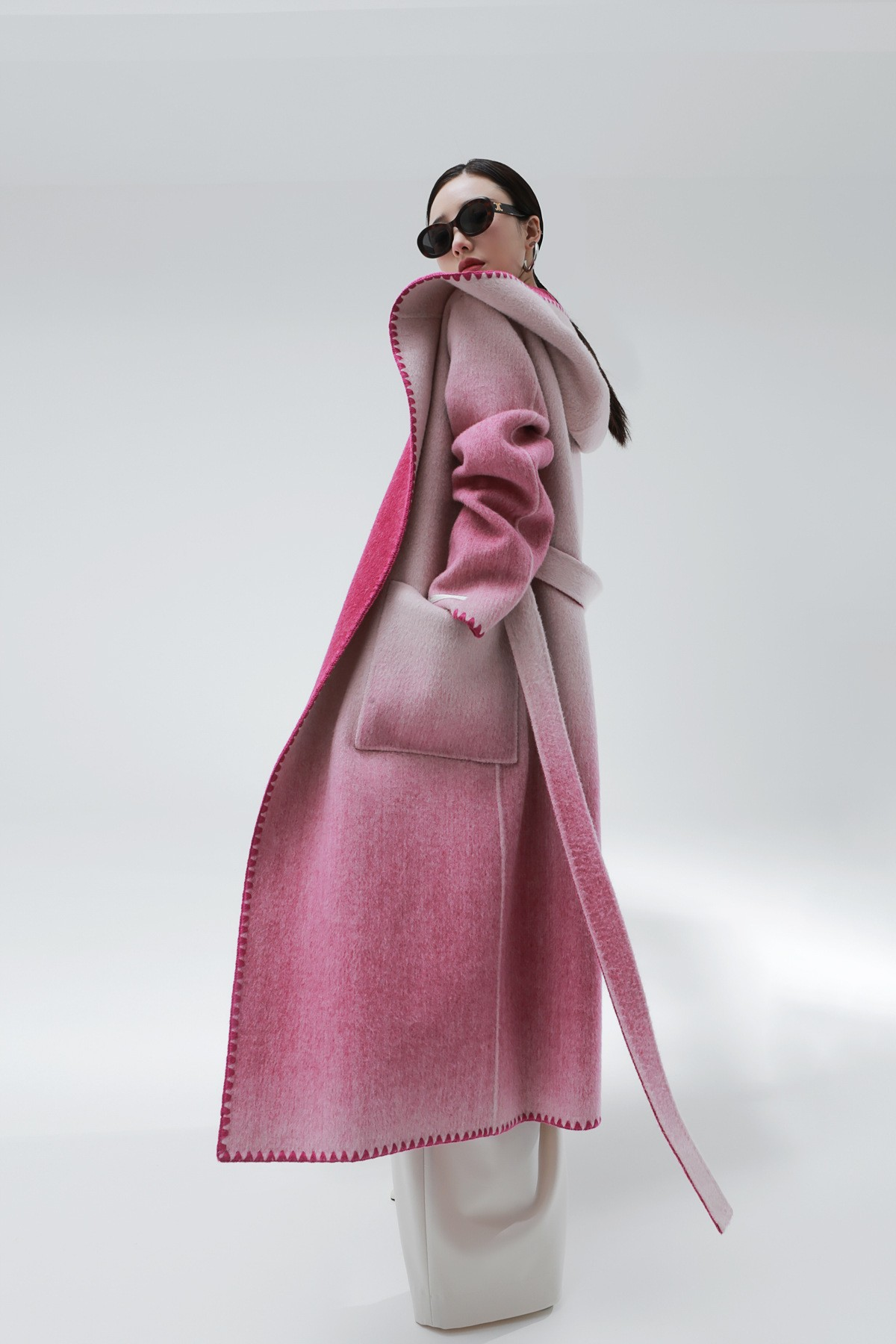 Women's Fashion Reversible Cashmere Coat – Luxury & Versatility